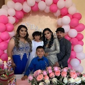 Meet your Posher, Candelario